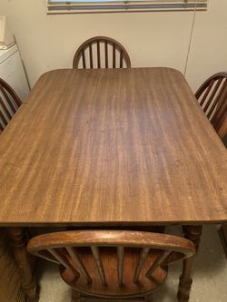 Dining table And Four Chairs