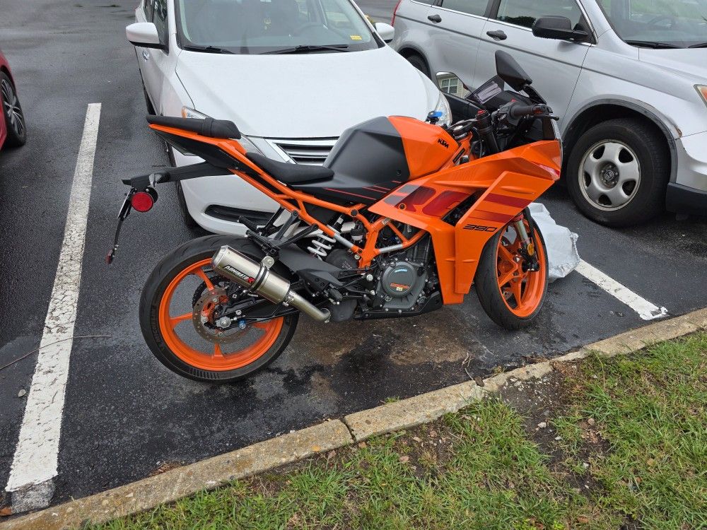 2024 KTM RC390