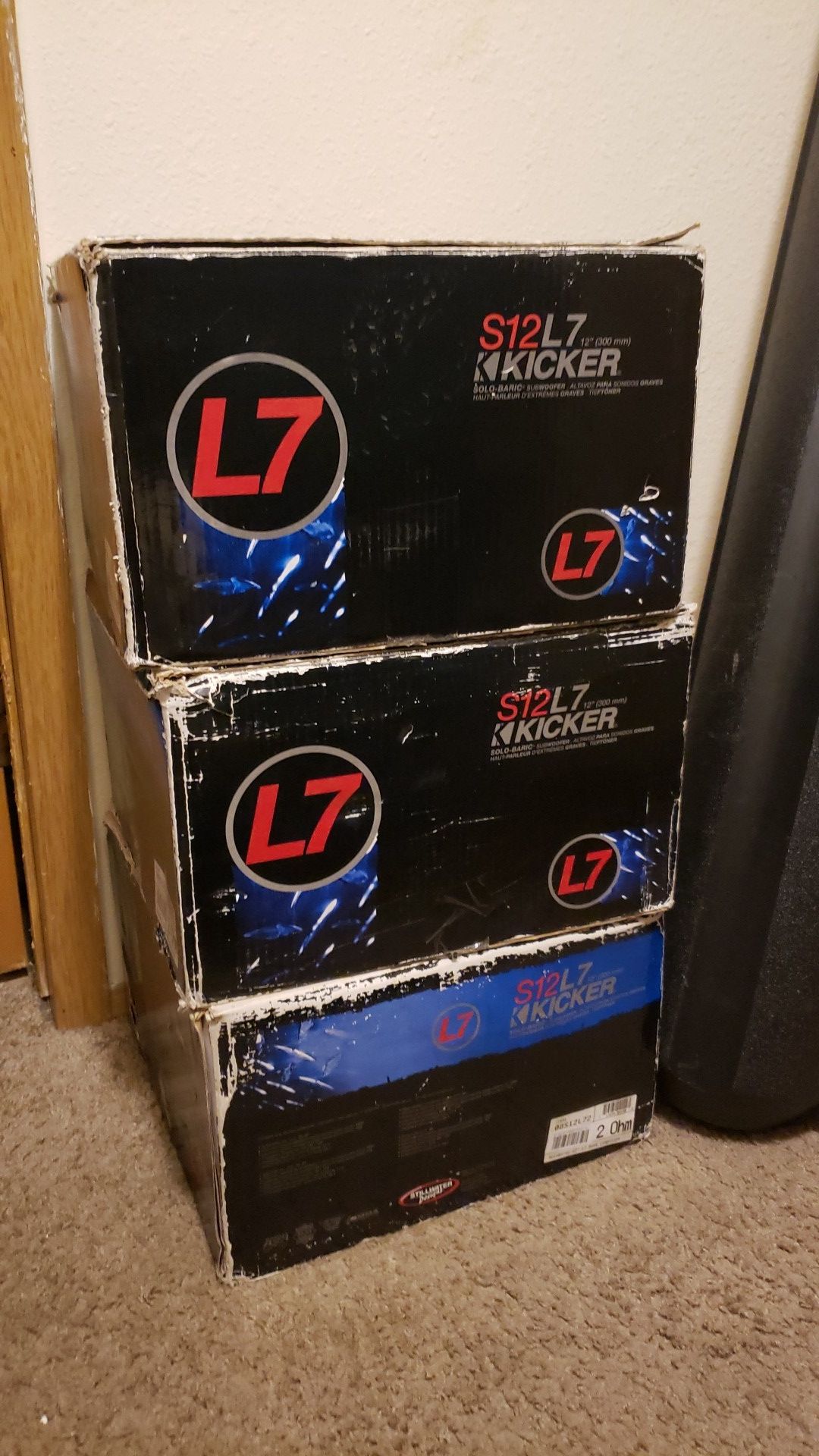 3 kicker L7 12's, they each have one blown voice coil.