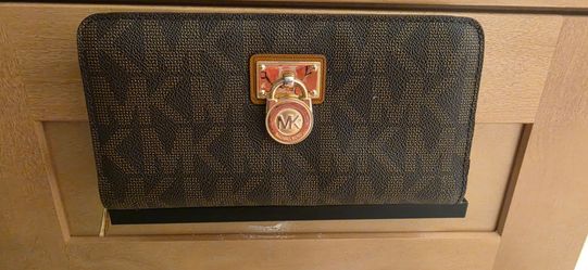 Michael Kros Wallet