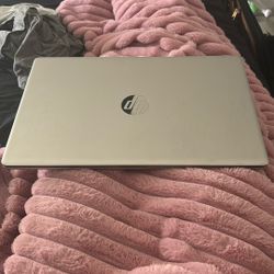 Hp Laptop i3 Grey 17 Inch