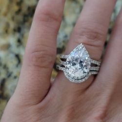 5CTW Double Halo Pear Cut Simulated Diamond Wedding Set