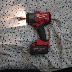 Milwaukee High Torque Half Inch Impact Wrench 