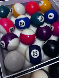 Vintage Pool Ball Set