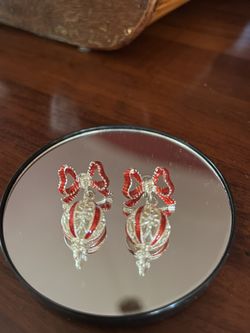 Christmas Earrings. Very Pretty And Shiny 