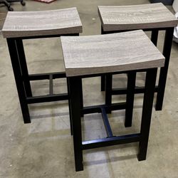 Furniture of America Bar Stool Set 