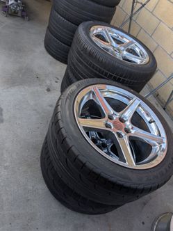Ford mustang Saleen rims 18"