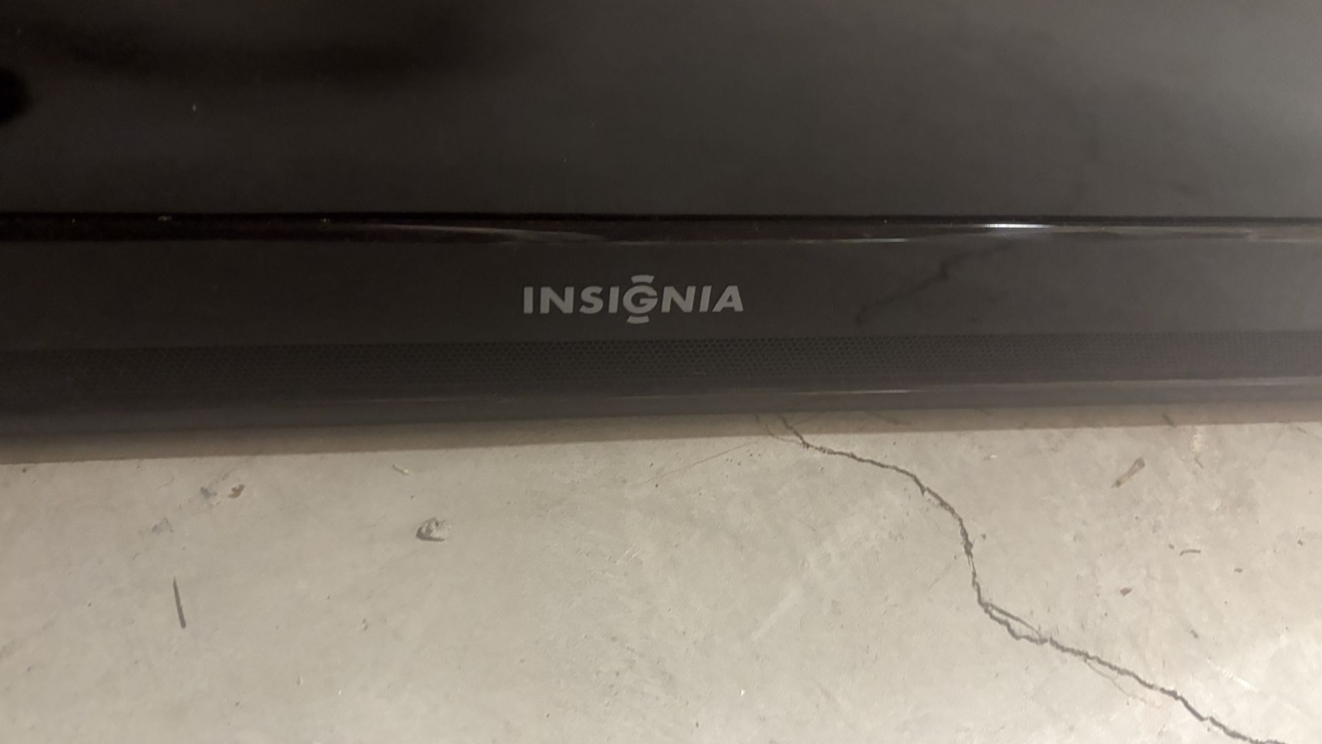 Insignia Smart TV  And Stand 