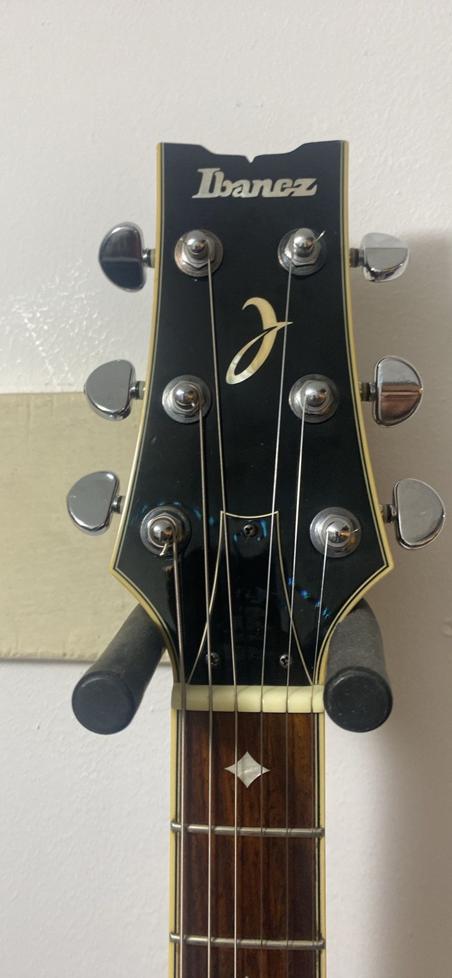 Ibanez Arx320 Electric Guitar With EMG Pickups