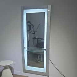 Salon Mount Mirror 