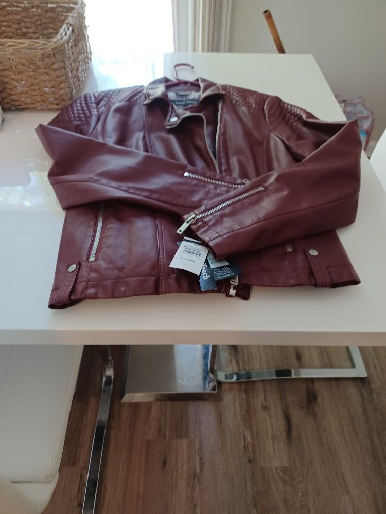 Woman's Jacket Burgandy