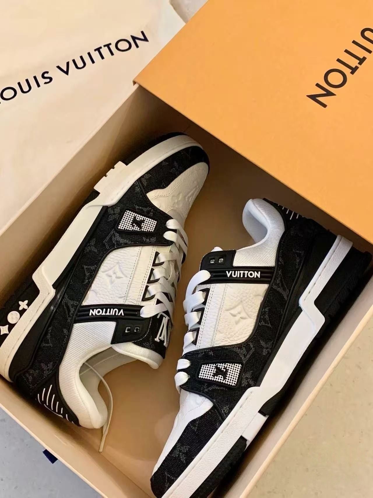 LV shoe brand new size 10.5 LV Summit Sneaker - Men - Shoes | LOUIS VUITTON ® main image 3