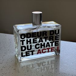Odeur Du Theatre Du Chatelet Acte 1 by Comme des Garçons