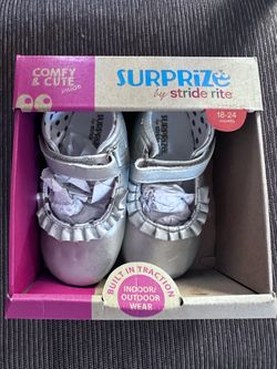 Toddler shows size 18-24 months
