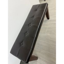💥Brown and Black Backless Bedroom Bench 🎉With Tufted Seat SERIOUS BUYER ONLY PLEASE 🙏  includes paired leg wood base, stained dark, with button tuf