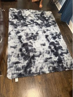Area rug