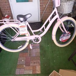 Brand New Cute Pink 26 Inch Cruiser Bike 