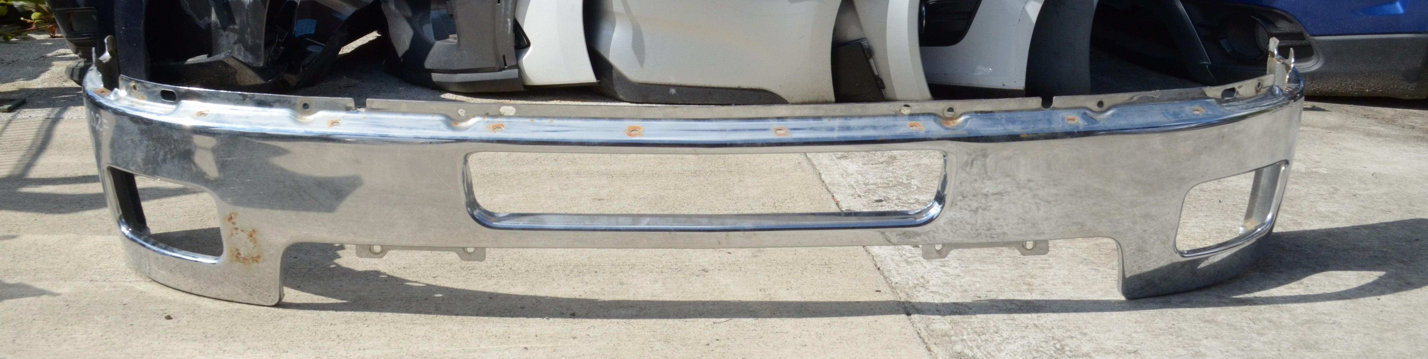 USED REF#M027 || 2013 CHEVROLET SILVERADO 2500 || FRONT CHROME BUMPER