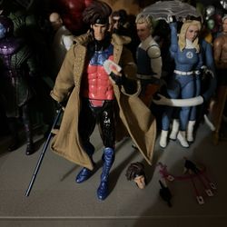 Custom Marvel Legends Gambit (X-Men ’97 Style)