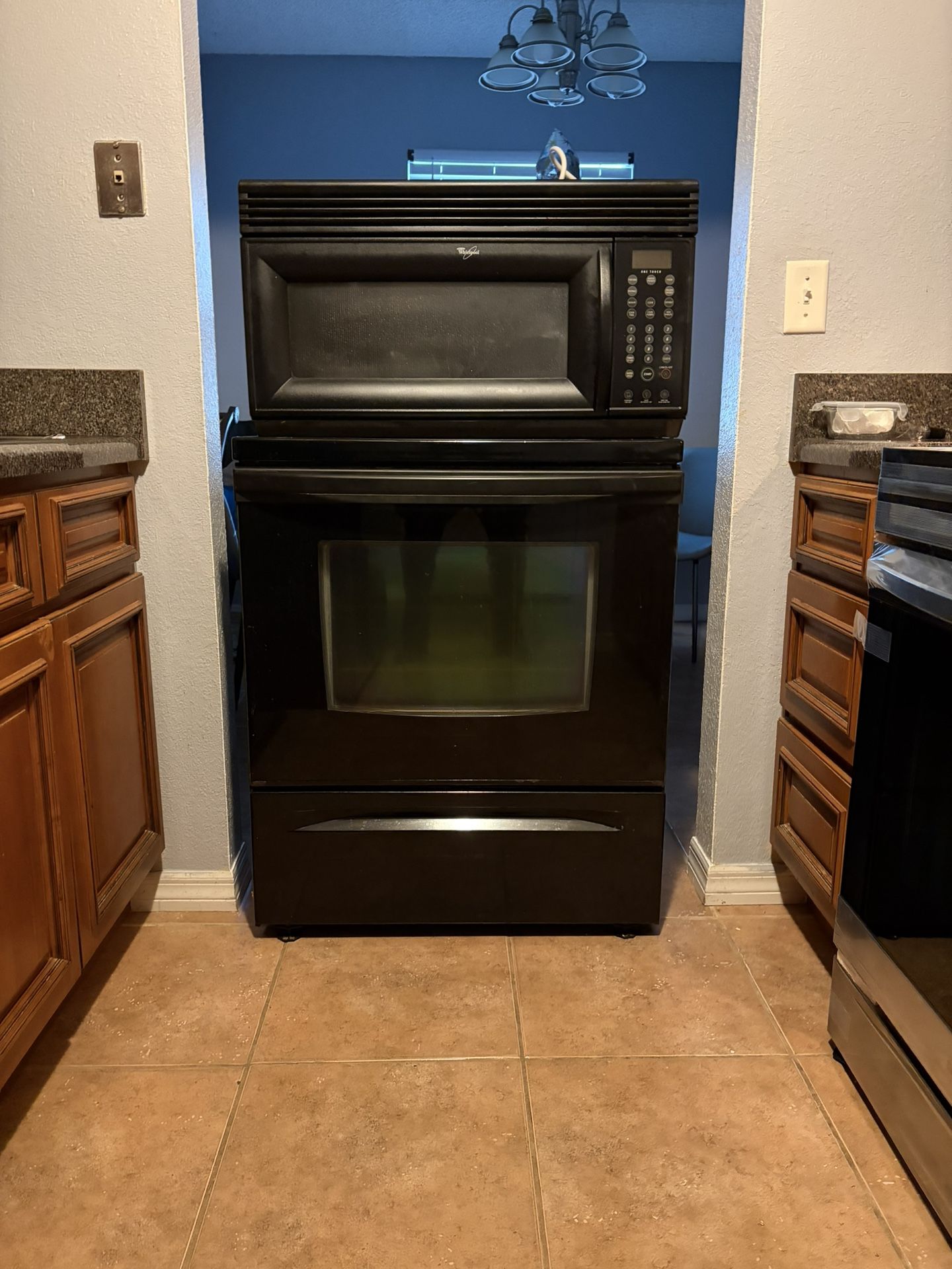 Whirlpool microwave and electric range