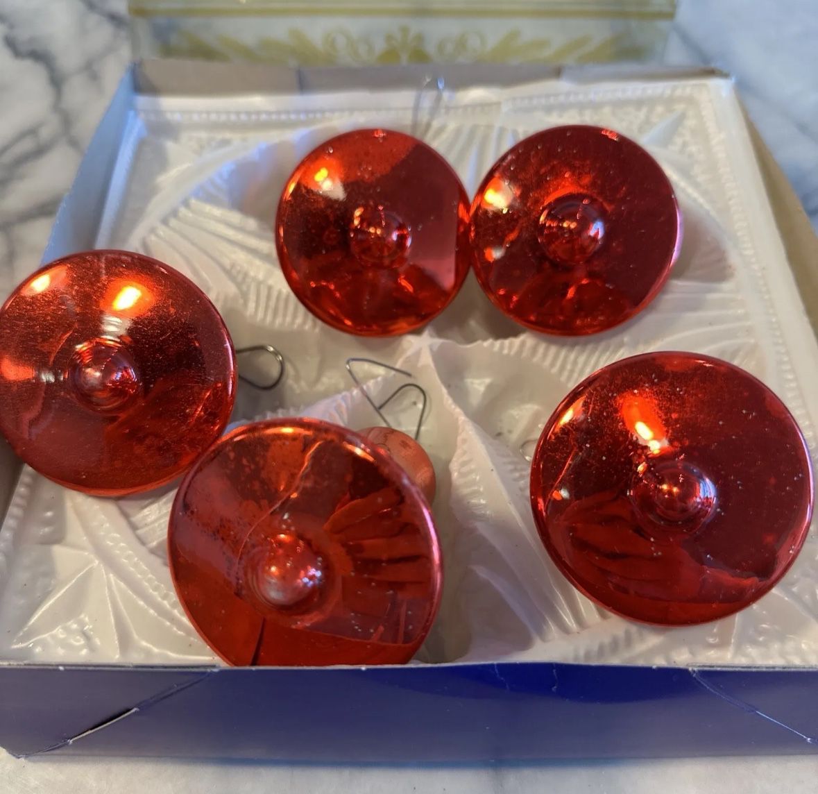VINTAGE Krebs MADE IN GERMANY 5 Red Bell Ornament Set GW-500 Gold Candle Flower
