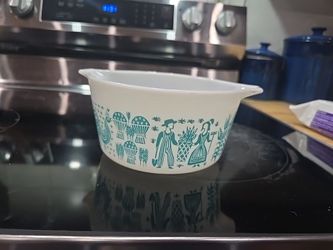 Pyrex 1 qt Amish print