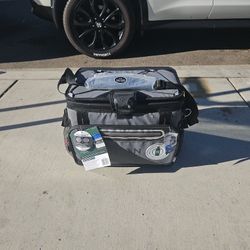 BRAND NEW TRAVEL COOLER GREAT DEAL!!!