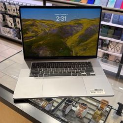 MacBook Pro 2019 16” 32GB 1TB