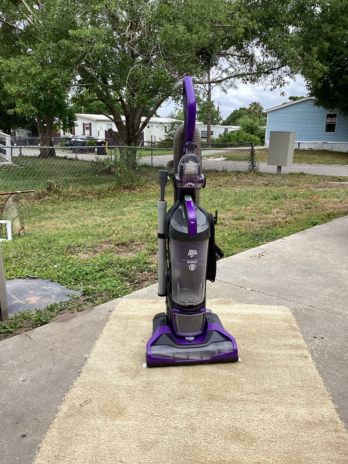 Dirt Devil Endura Max Vacuum