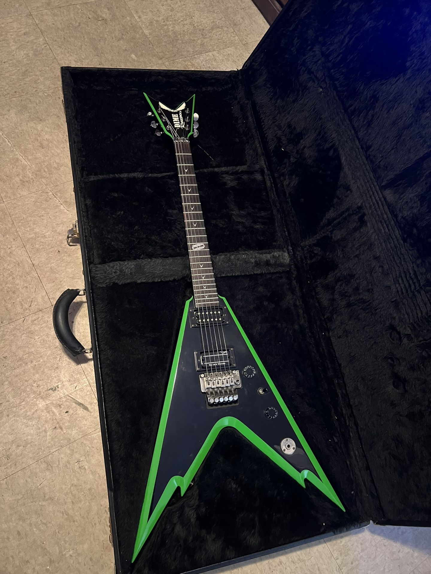 Dean Razorback V 255