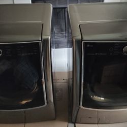 LG Electric Washer/Dryer 