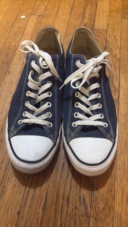 Low Top Navy Converse Sneakers Size 10.5 Men’s