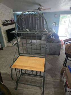 Bakers/Wine Rack