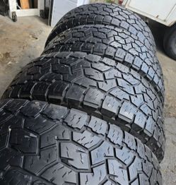 4 used tires Lt35x12.50r18 Toyo AT111 OpenCountry $299.00