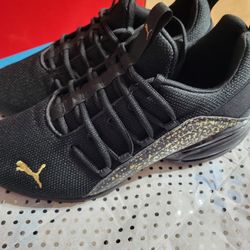 WEEKEND SALE ONLY🎉‼️Womens PUMA Axelion Glam Shoes Size: 9