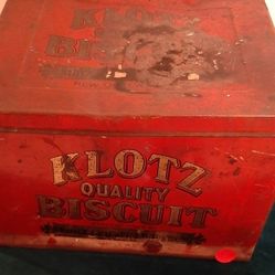 Klotz Quality Buscuits from New Orleans Tin
