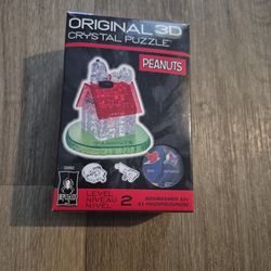 Peanuts 3d Crystal Puzzle