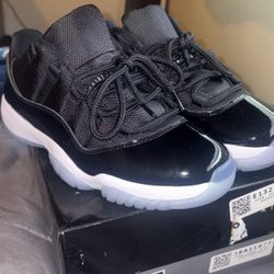 Jordan 11 “Space Jam” 