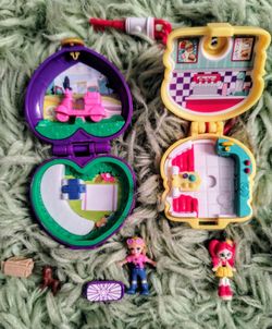 2-Miniature Pocket Playsets