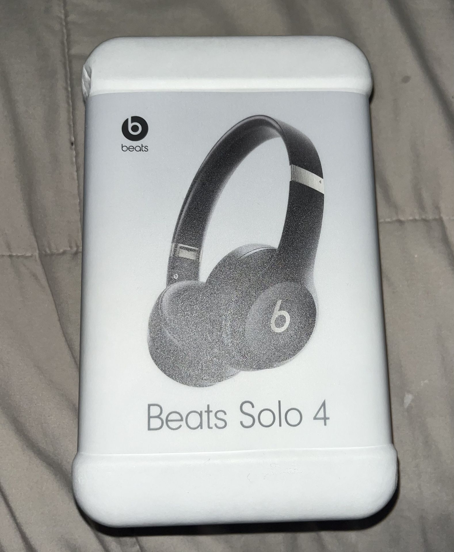 Beat Solo 4 Headphones