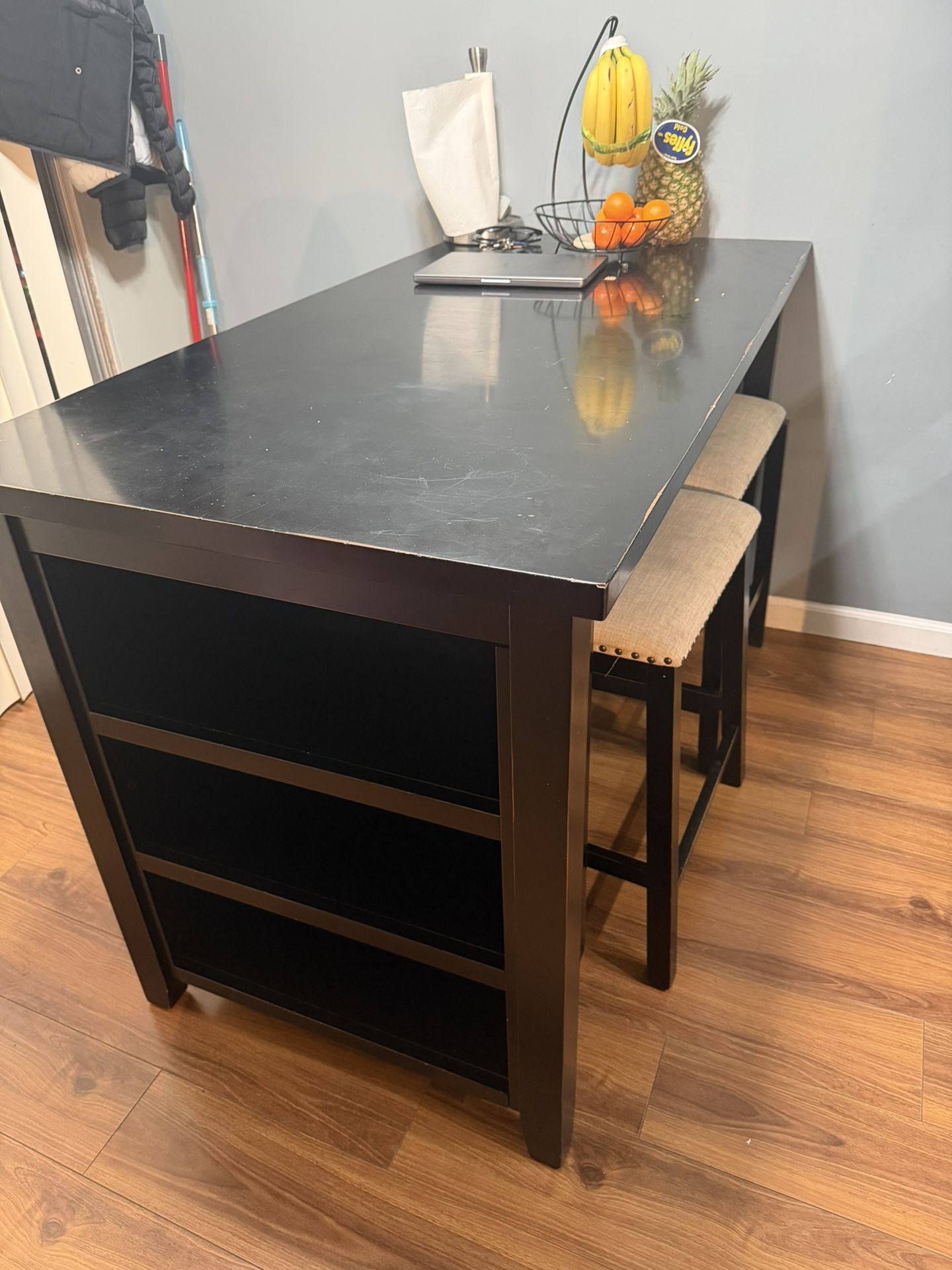 Black Dinning Table