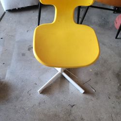 Yellow Desk Chair