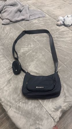 lululemon purse