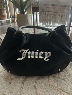 Black Juicy Couture Shoulder Bag!!⋆🐾°
