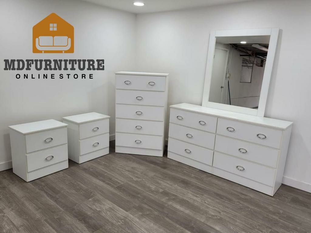 Juego de cuarto nuevo sin cama... Brand new Bedroom Set without bed frame