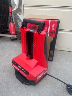 Milwaukee MX FUEL Super Charger