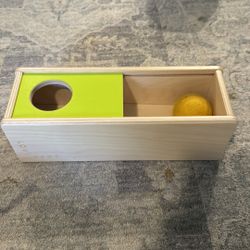 Lovevery Sliding Top Box