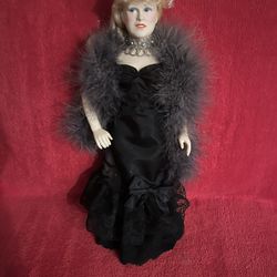 Vintage 1982 Film History Effanbee MAE WEST Doll Porcelain Legend Series Fourth "Come Up and See Me Some Time" gal w/BOX