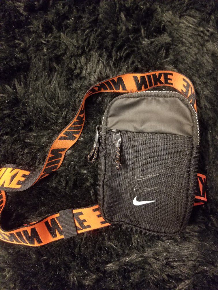 Nike Mens Crossbody Bag