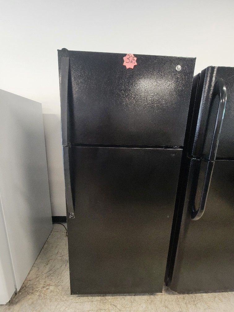 Ge Top Freezer Refrigerator Used Good Condition With 90day's Warranty 